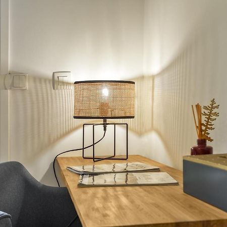Le Saint-Gilles - Studio A St-Gilles-Les-Bains - Situe Dans Residence Privee Avec Piscine Luaran gambar